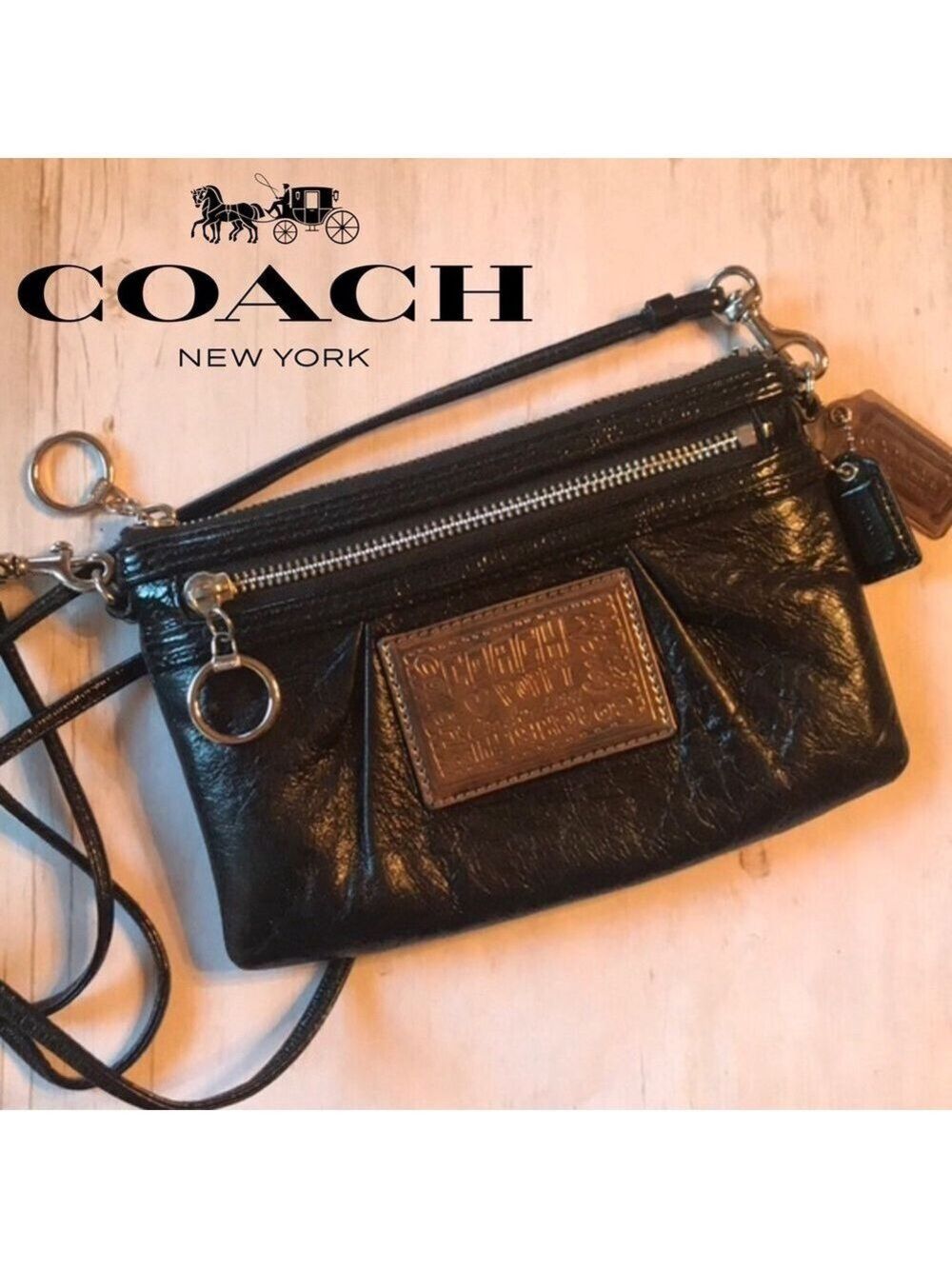 Coach Signature Poppy Black Patent Leather Clutch Hand Bag Purse
